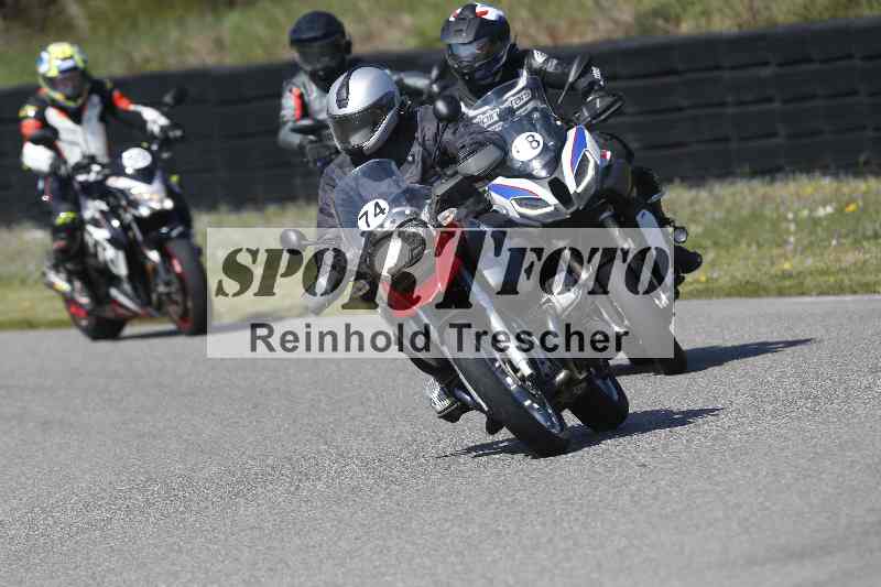 /01 02.04.2026 MAZ ADR/Gruppe gelb Gruppe gruen/74